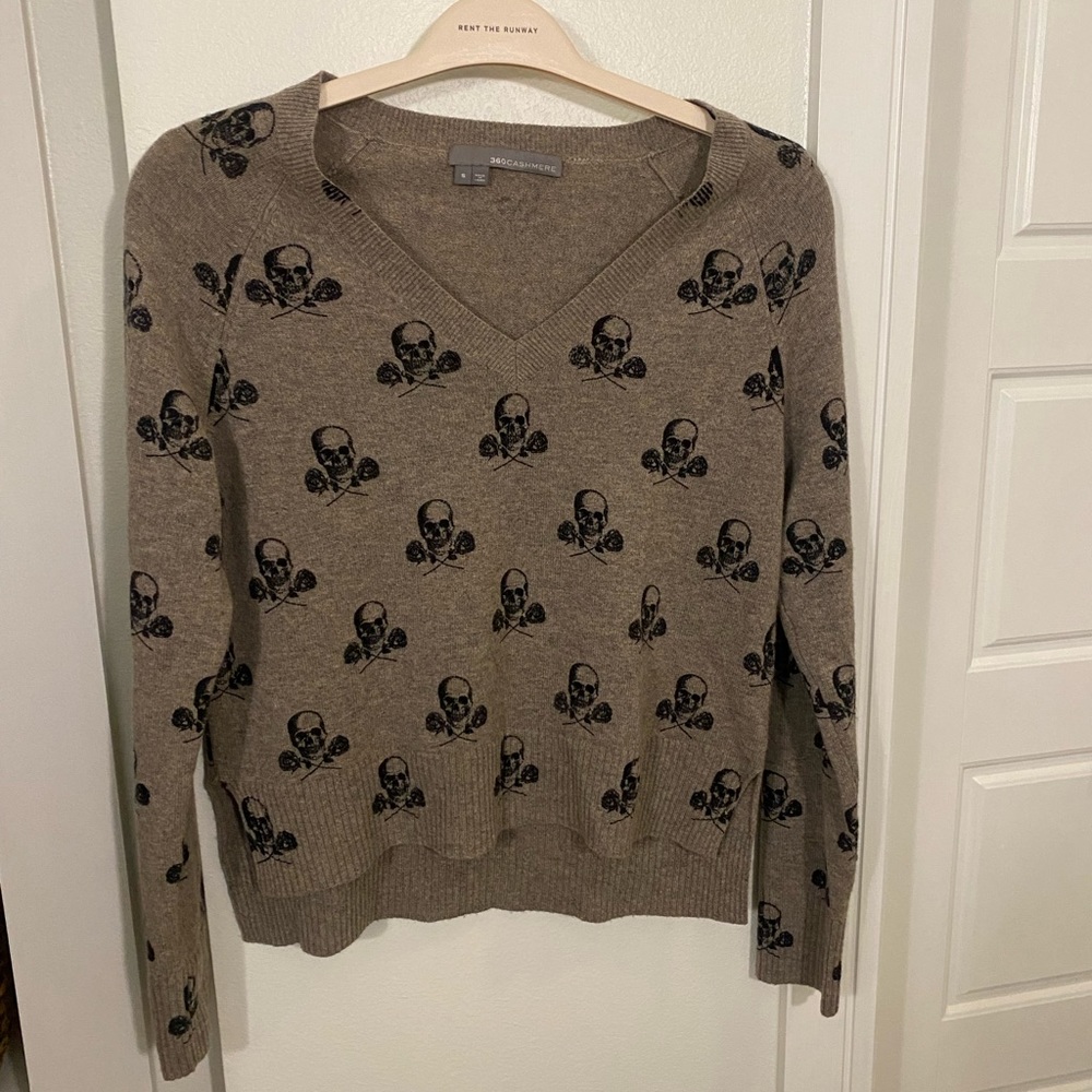360 Cashmere skull beige sweater